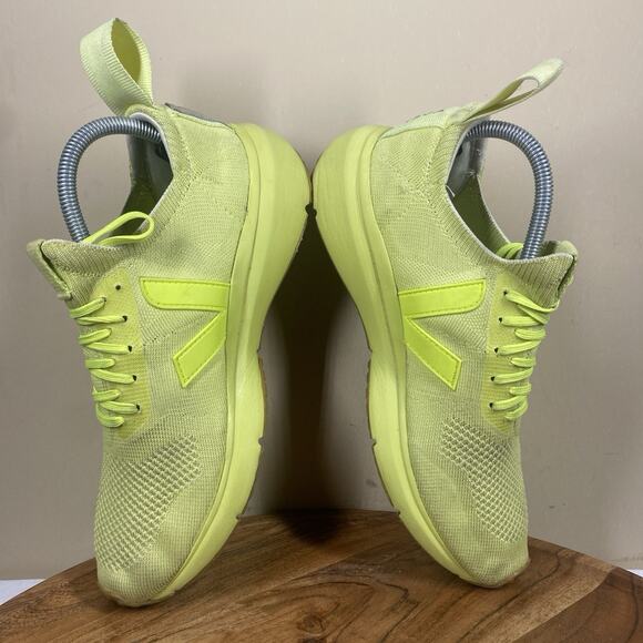 Veja Runner V2 Full Acid Yellow Womens Neon Green Yellow Size 9 Running Shoes - Picture 6 of 10